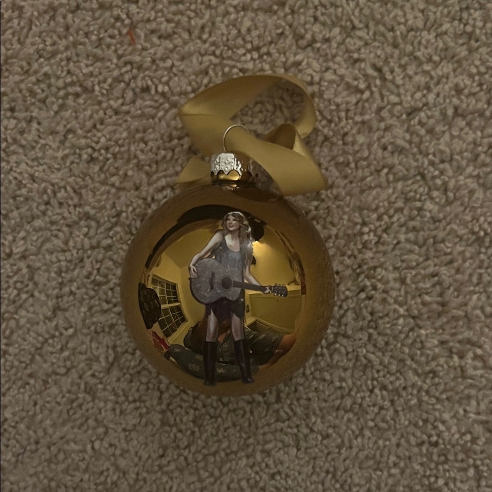 taylor swift fearless ornament